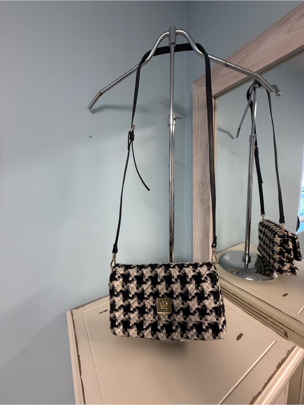 H&M Black Cream Woven Houndstooth Crossbody Bag Gold Hardware